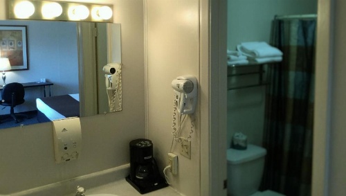 Americas Best Value Inn Sheridan image 37