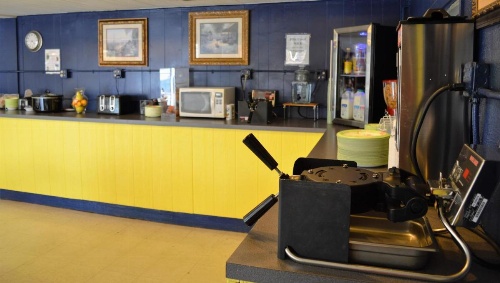 Americas Best Value Inn Sheridan image 7